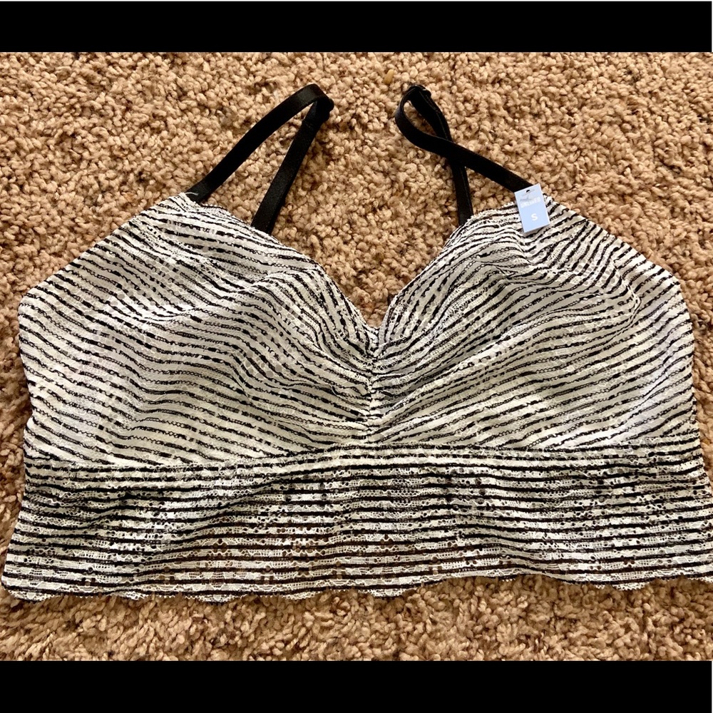 New With Tags VS Pink Lacey Bralette